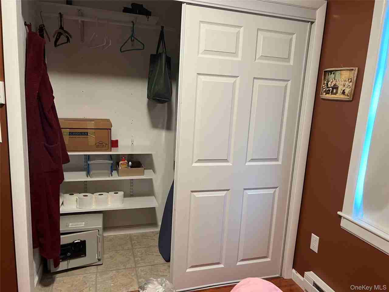 7 Bank St Unit 2 - Photo 5 of 10