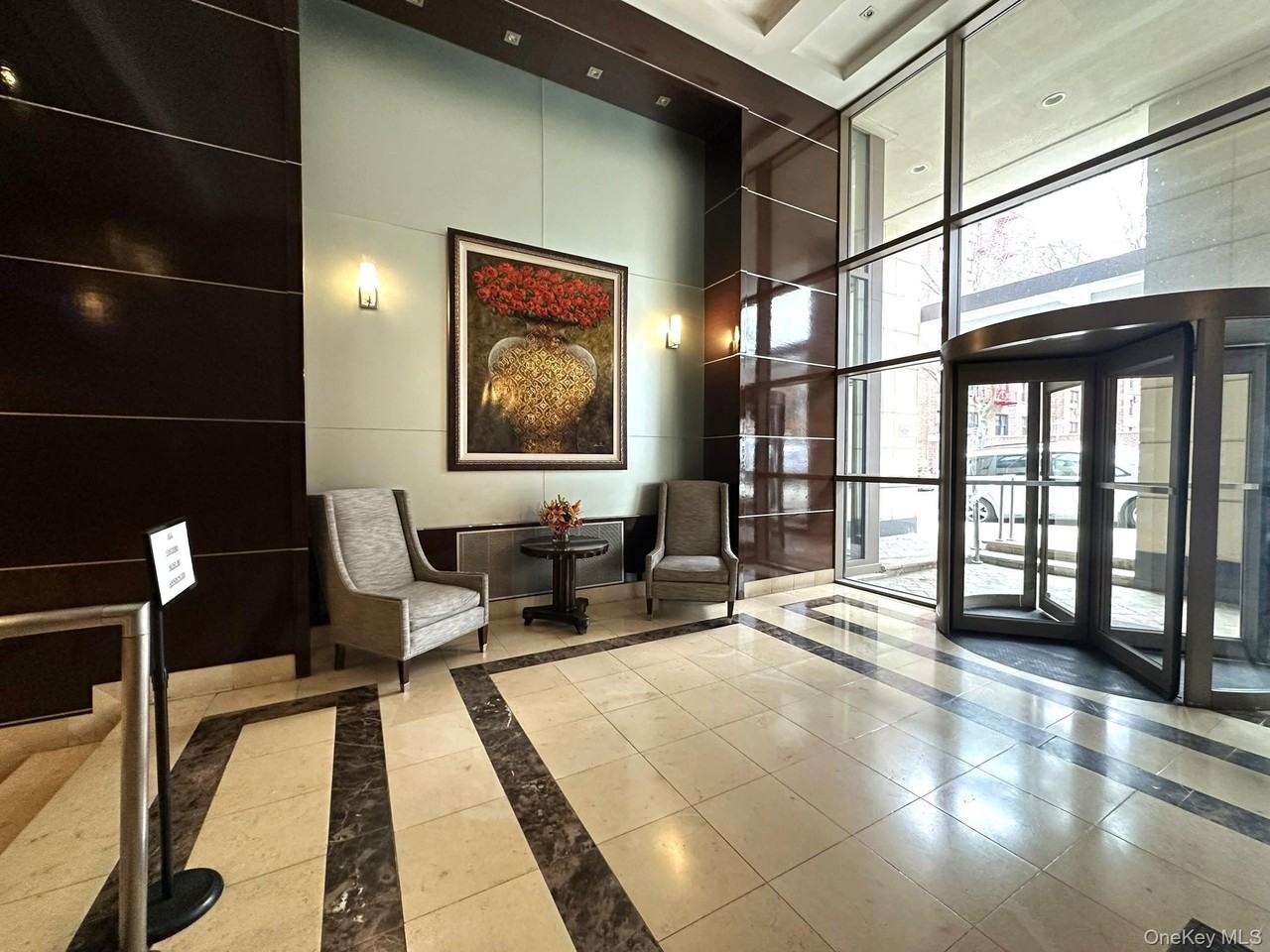 6405 Yellowstone Blvd #403S - Photo 4 of 36