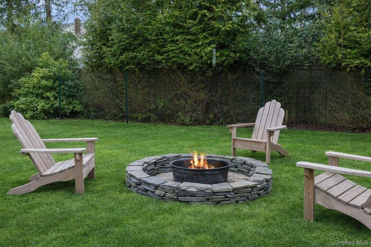 4 Glynn Dr - Photo 3 of 25