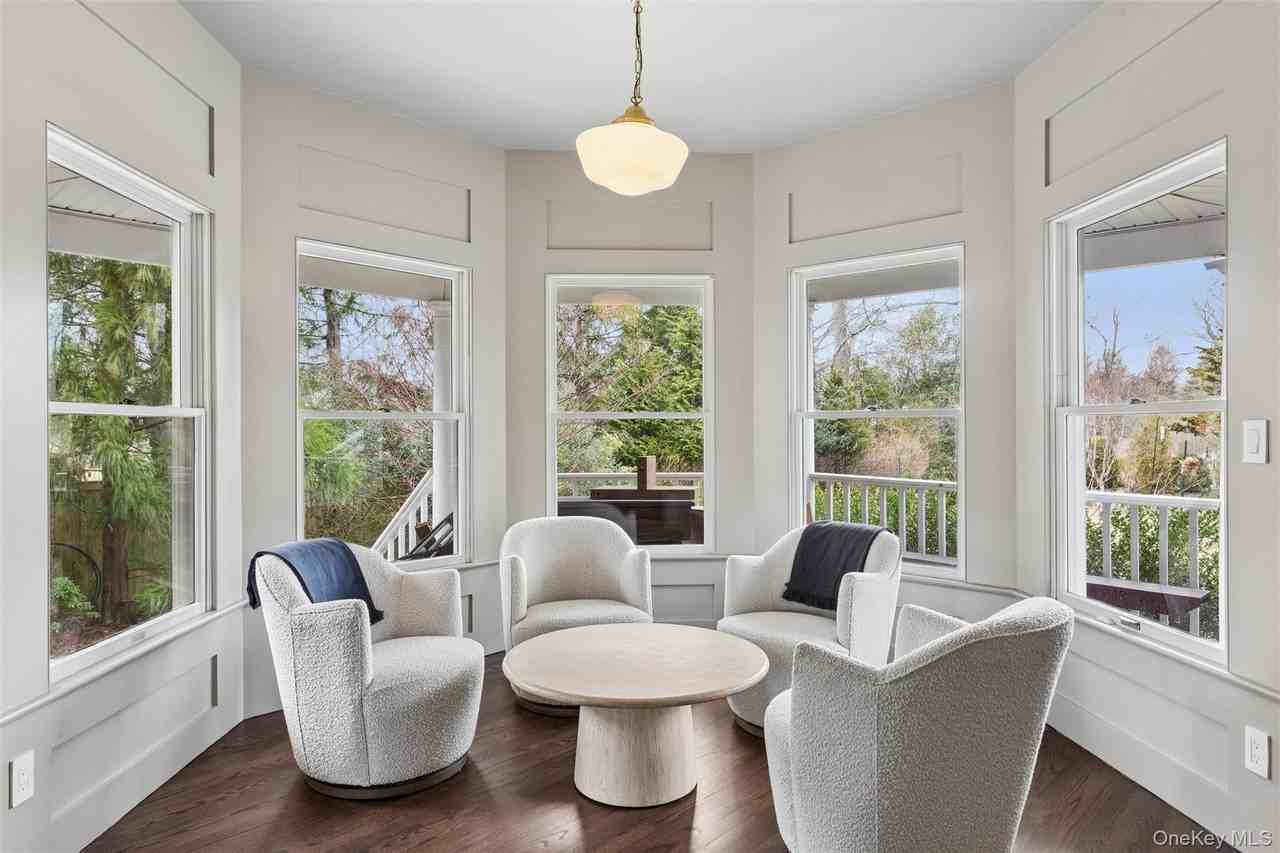 4 Glynn Dr - Photo 4 of 25