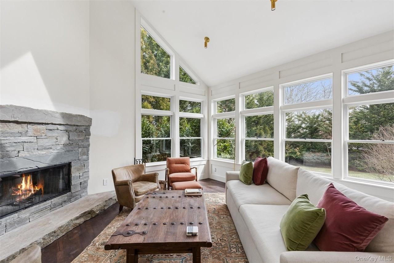 4 Glynn Dr - Photo 7 of 25