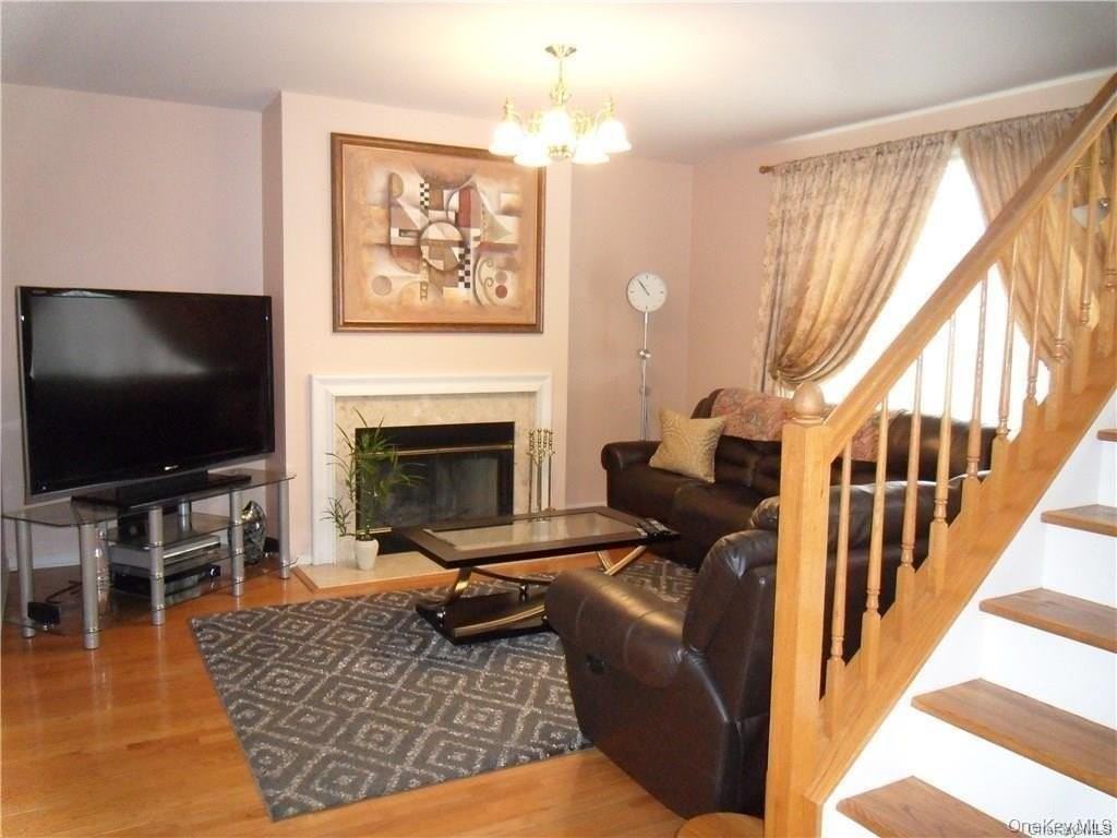 6 Blackmoor Cir - Photo 5 of 34