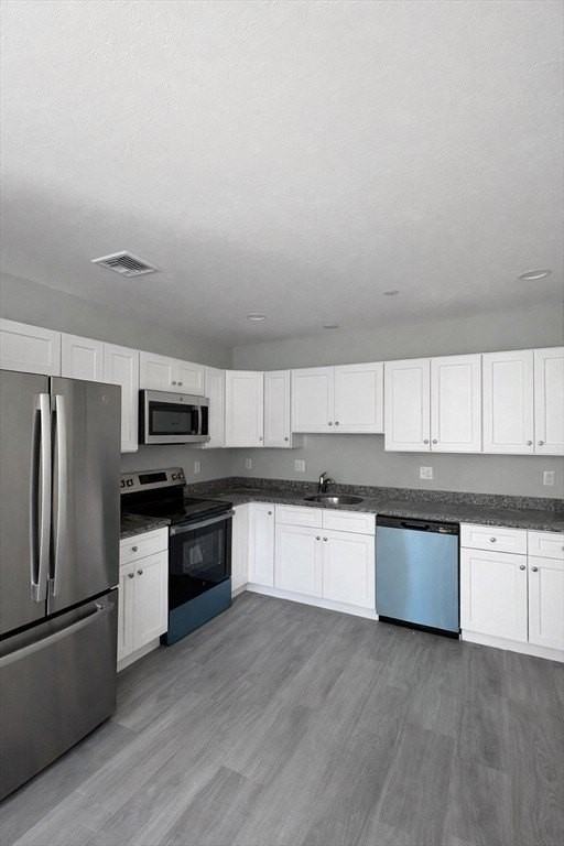 531R Washington St Unit 1 - Photo 2 of 9