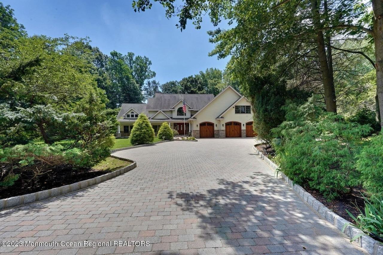 67 Phalanx Rd - Photo 6 of 50