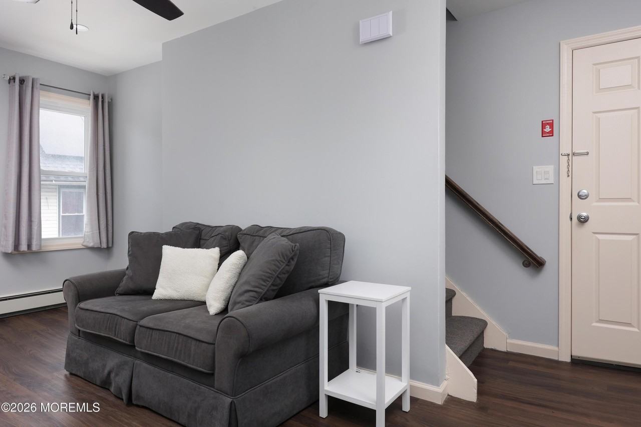 603 2nd Ave #2 - Photo 5 of 15