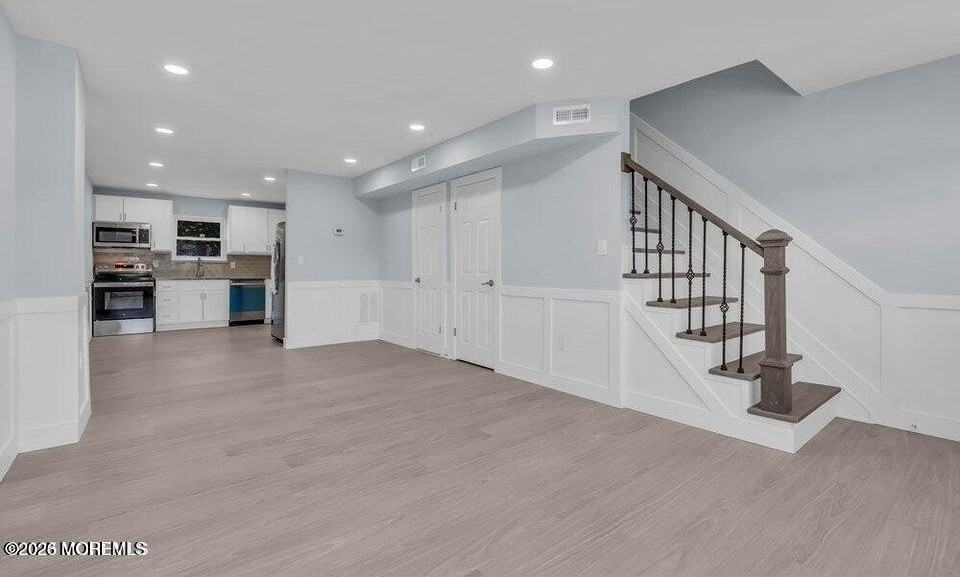 131 Briar Mills Dr - Photo 3 of 10