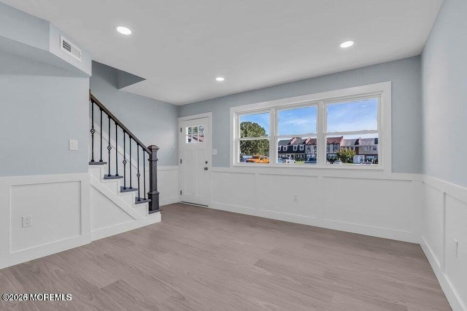 131 Briar Mills Dr - Photo 4 of 10