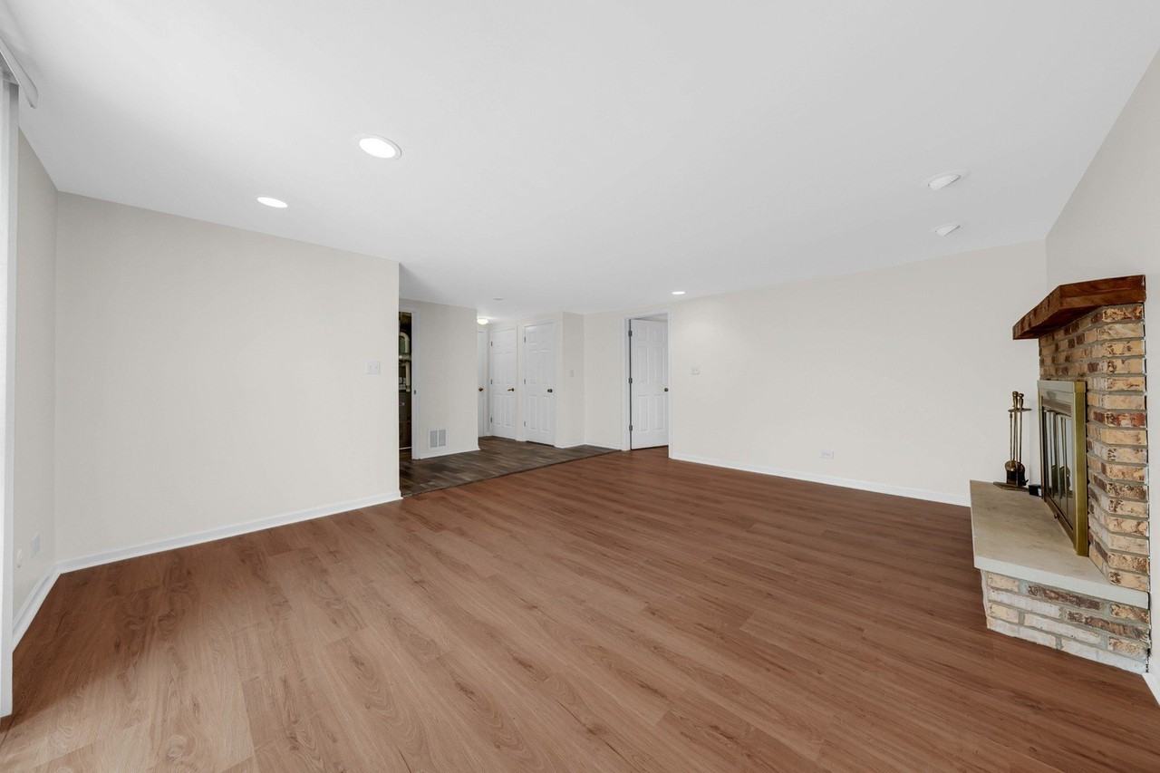 5080 Prairie Oak Rd - Photo 7 of 26