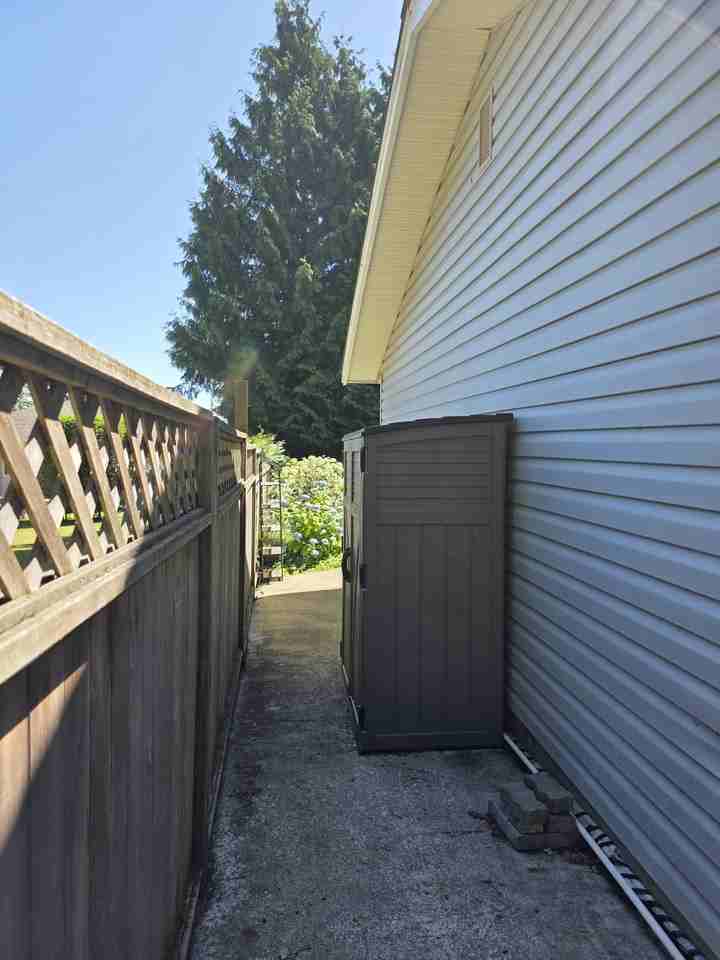 266 Boundary Bay Rd #1 - Photo 3 of 37