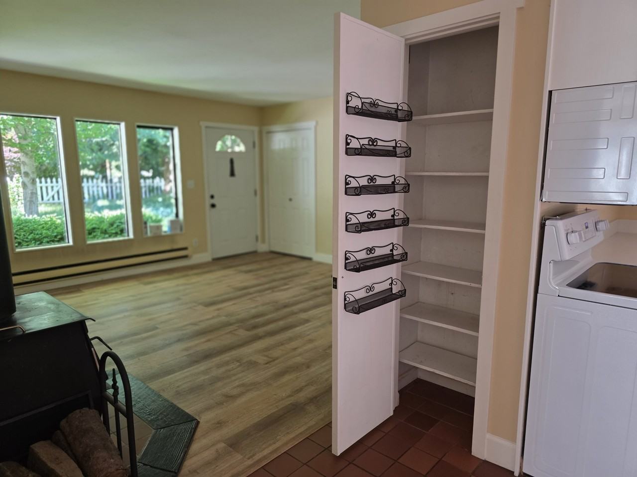 266 Boundary Bay Rd #1 - Photo 4 of 37