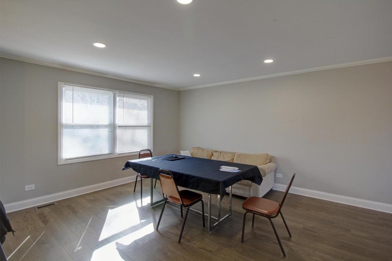 147 Grady Dr - Photo 2 of 11