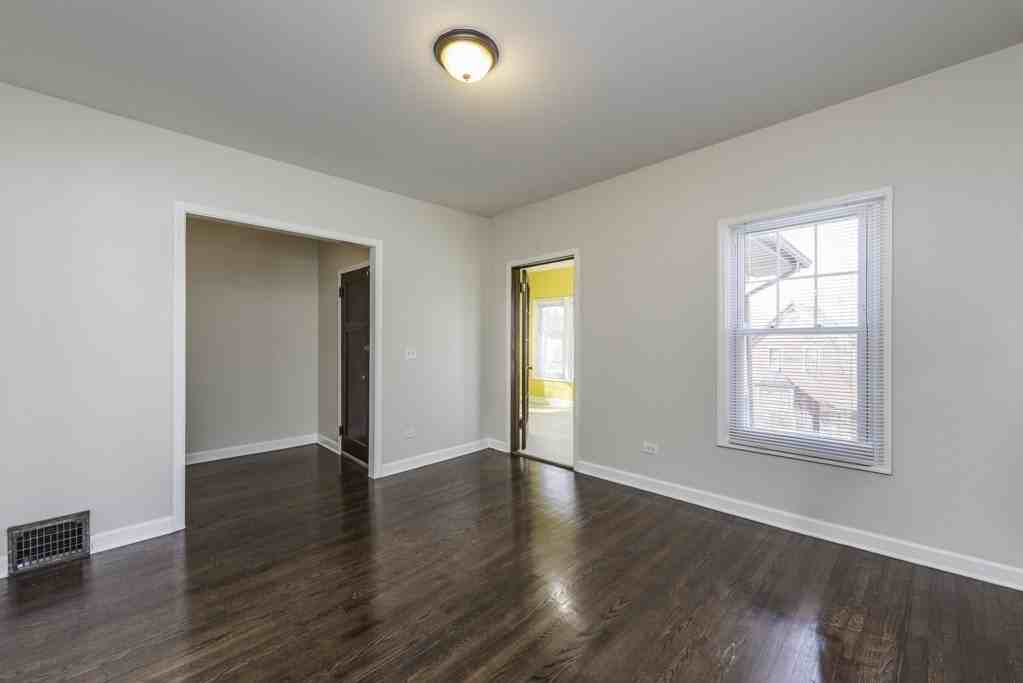 515 2nd St Unit 2 - Photo 6 of 27