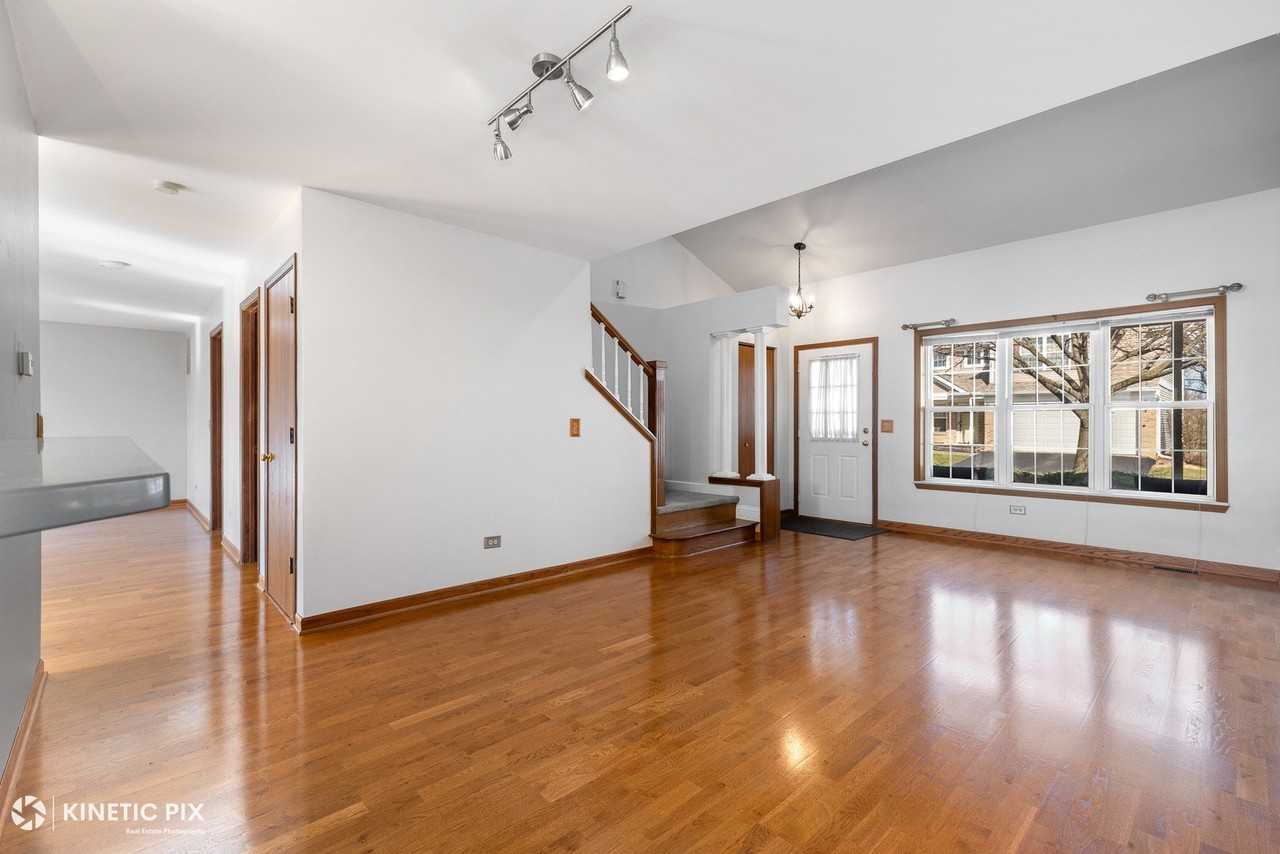 417 Van Gogh Cir Unit 417 - Photo 4 of 28