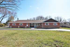 featured image of 409 Lexington Dr