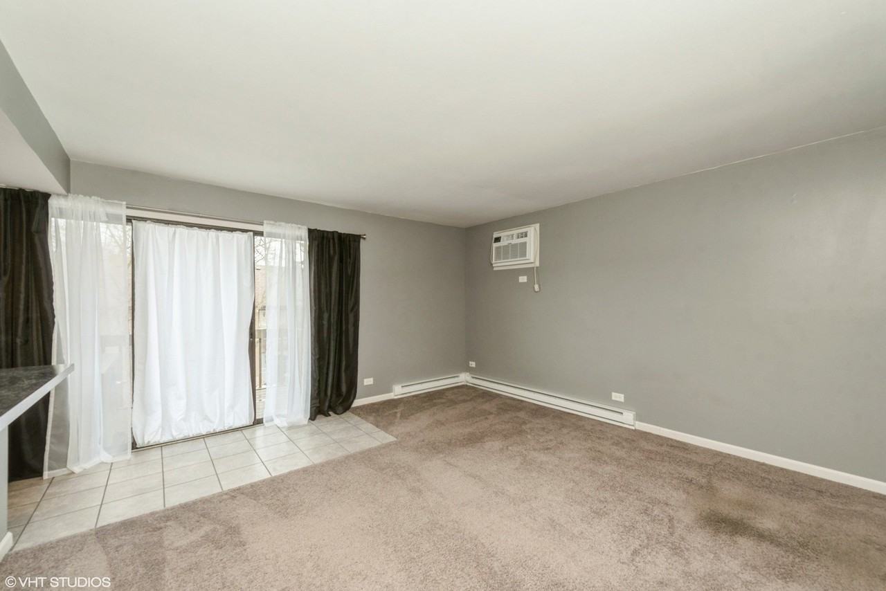 20 Saint Thomas Colony Unit 7 - Photo 3 of 10