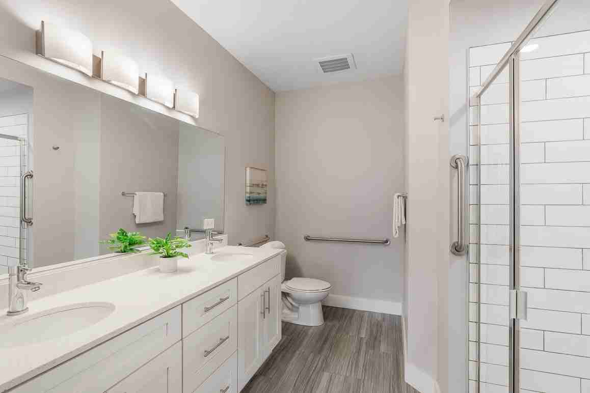 101 W Liberty St Apt 421 - Photo 7 of 17