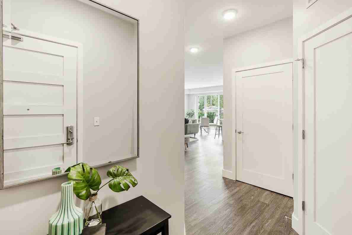 101 W Liberty St Apt 303 - Photo 6 of 15