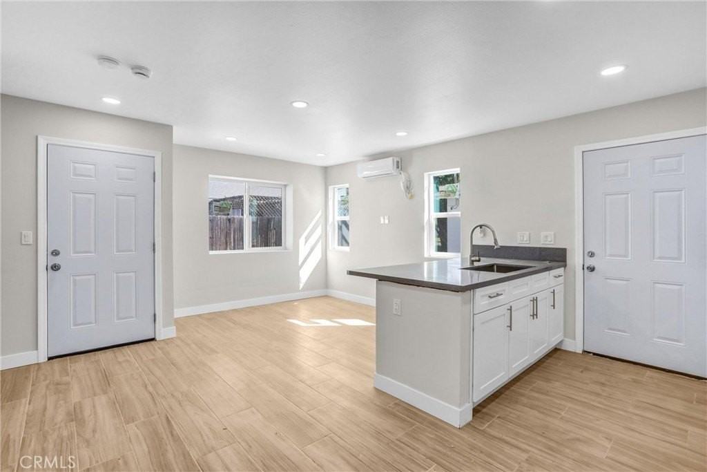 217 Danecroft Ave #A - Photo 5 of 17