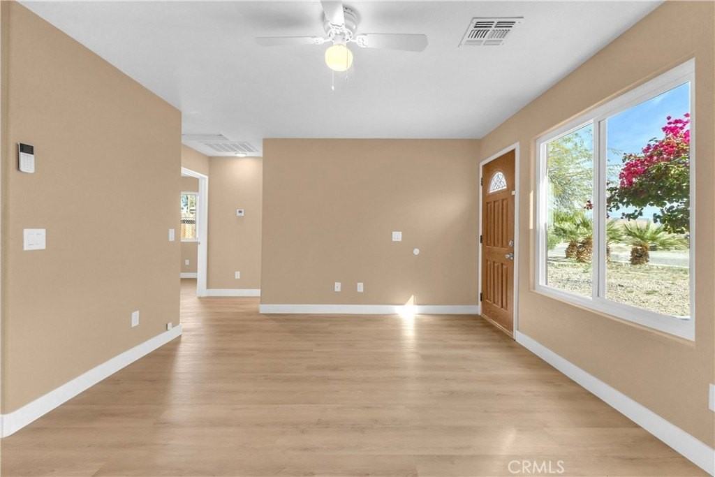 2867 Stardust Ave - Photo 5 of 37