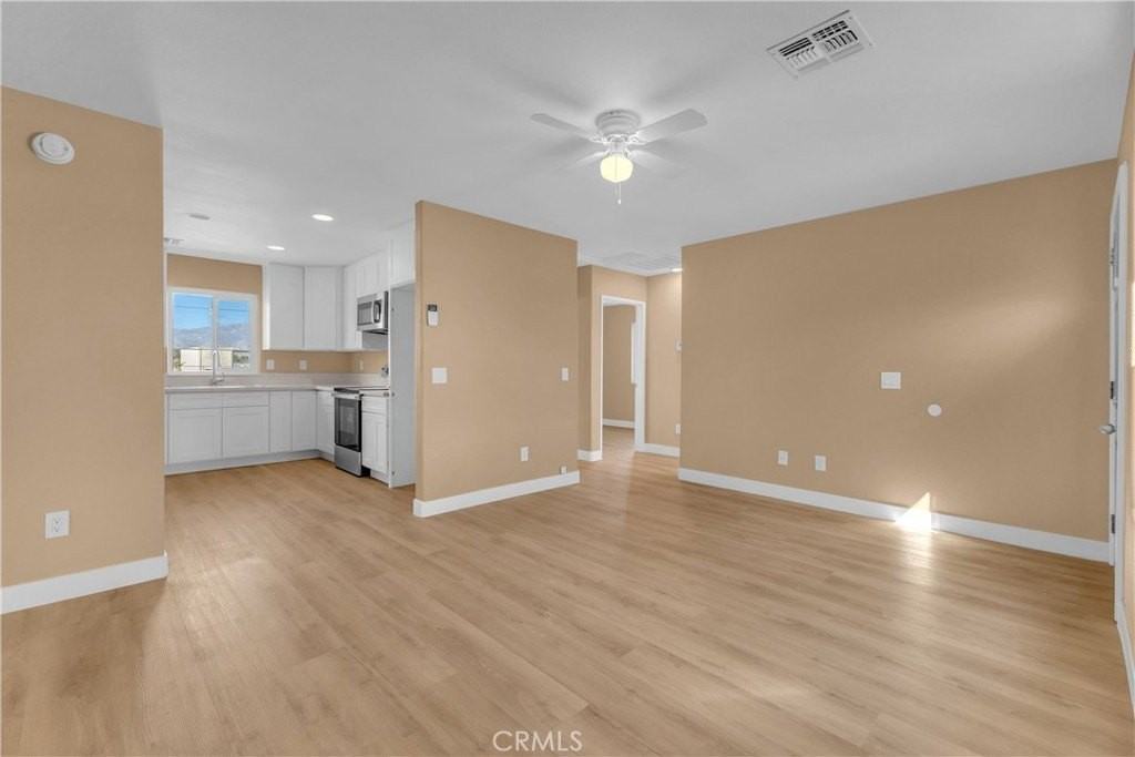 2867 Stardust Ave - Photo 7 of 37