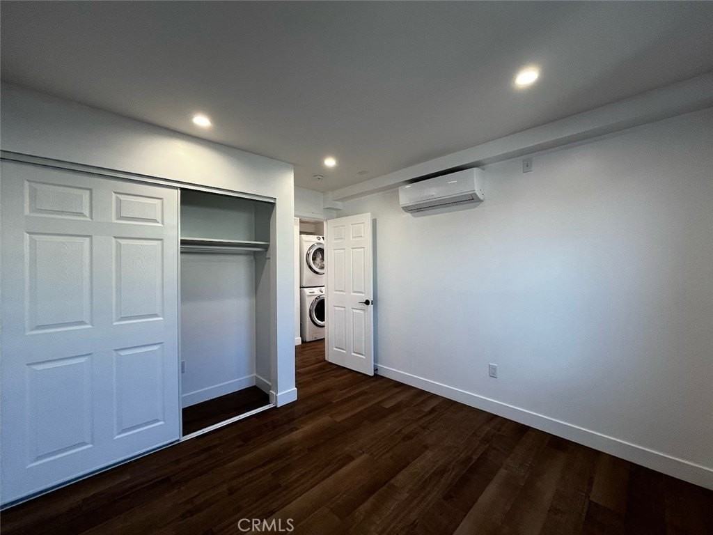 2203 W 73rd St - Photo 5 of 11