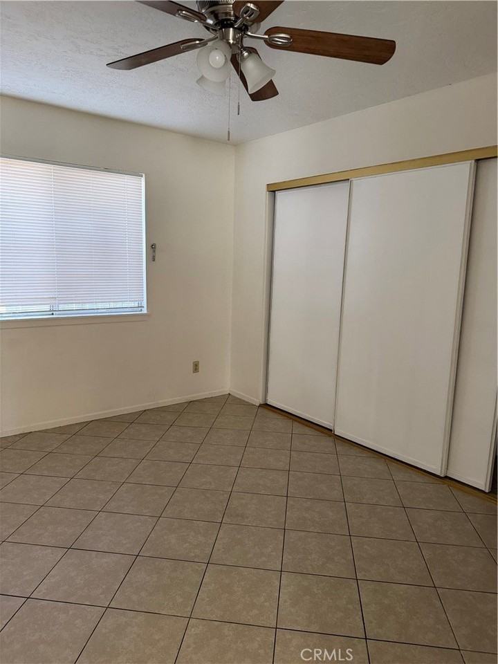 16230 Sequoia St - Photo 7 of 8