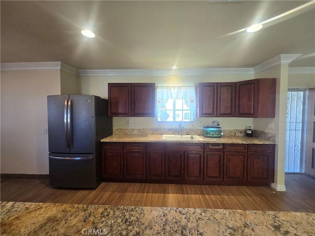 9502 Schooling Rd - Photo 4 of 31