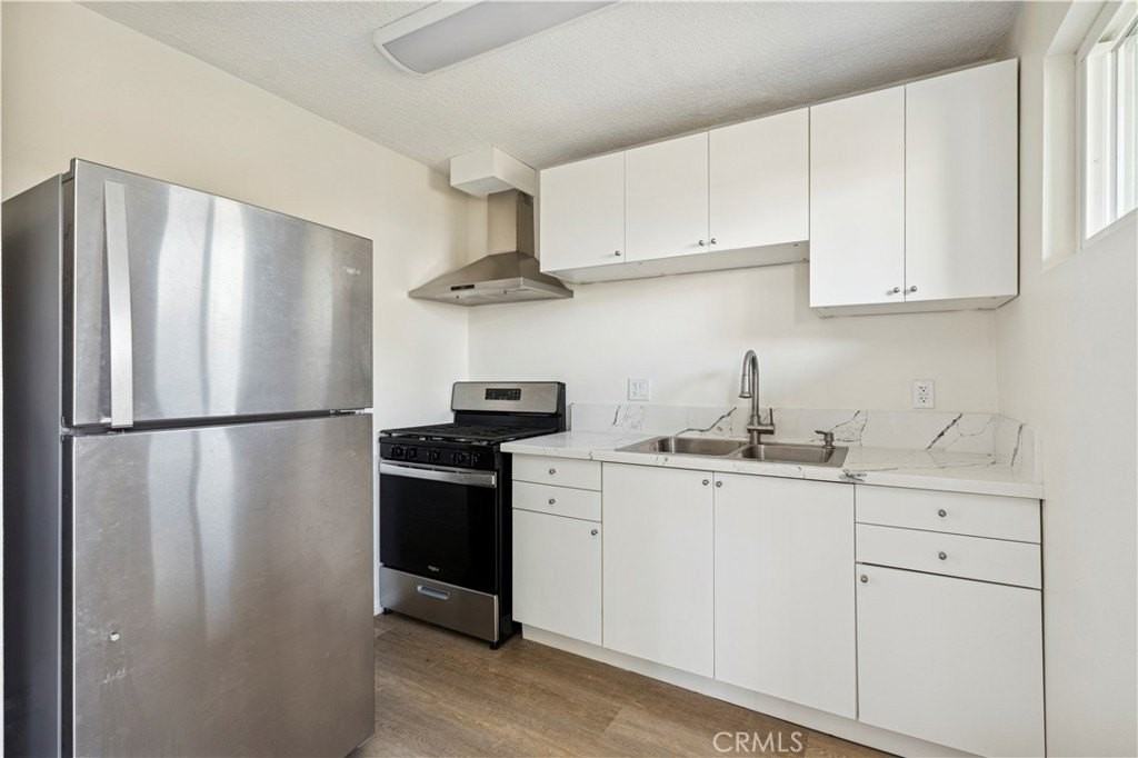 525 Catalina #G - Photo 6 of 17