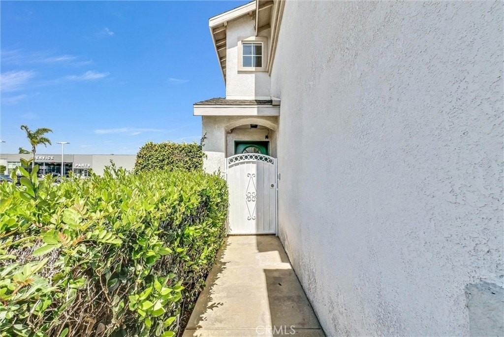 431 W Bay St #B - Photo 6 of 32