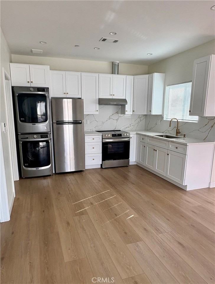 15857 Stare St - Photo 5 of 15