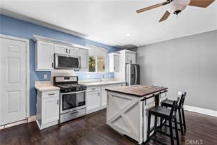 19403 Welby Way - Photo 1 of 1