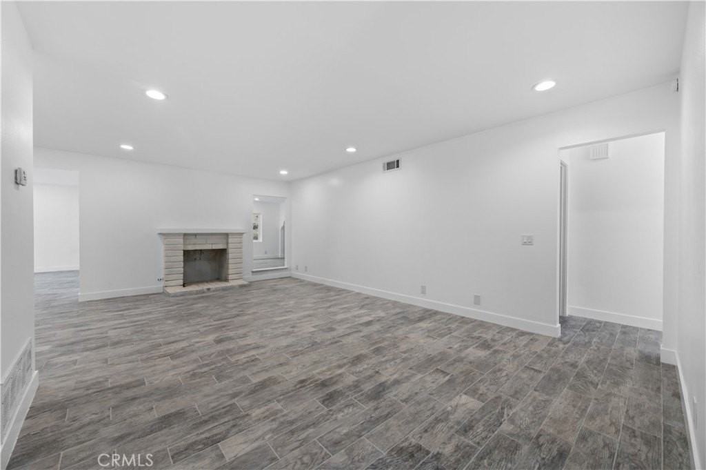 18578 Fieldbrook St - Photo 3 of 20