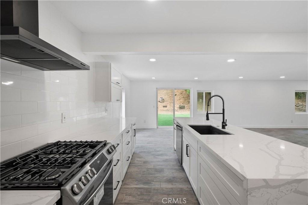 18578 Fieldbrook St - Photo 7 of 20