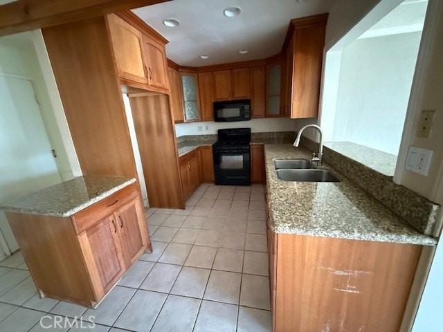 518 E Walnut Ave - Photo 3 of 5