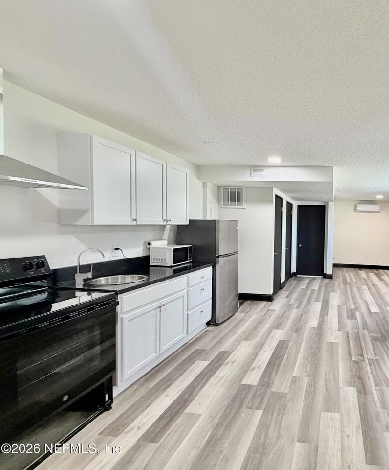 6126 Atlantic Blvd - Photo 4 of 9