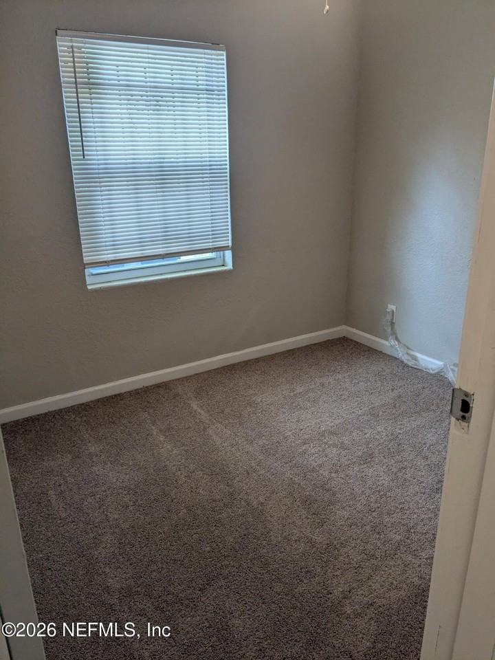 5306 Paris Ave - Photo 5 of 8