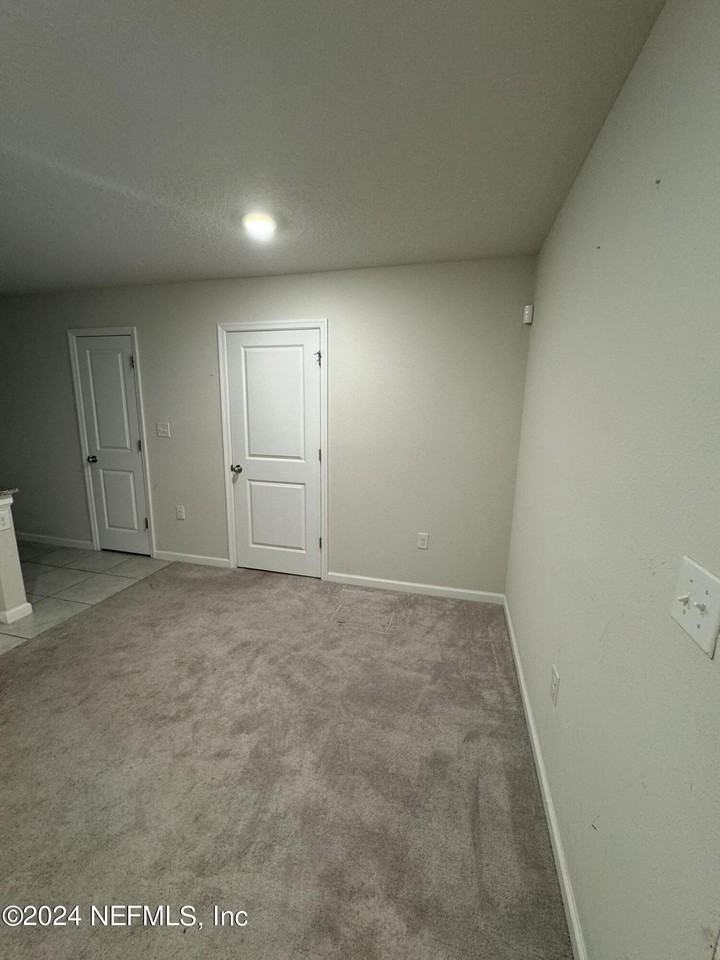 5984 Creekside Crossing Dr - Photo 5 of 17