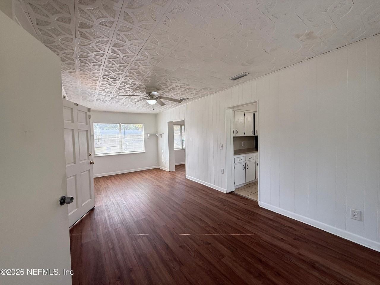 7609 Tacony Dr - Photo 7 of 19