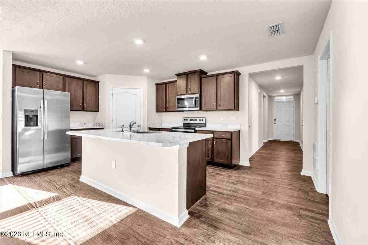 2262 Willow Springs Dr - Photo 4 of 34