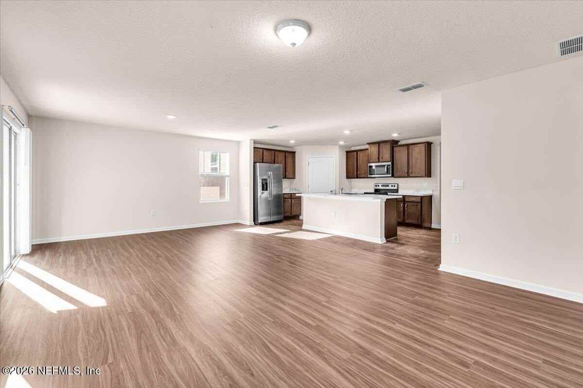 2262 Willow Springs Dr - Photo 7 of 34