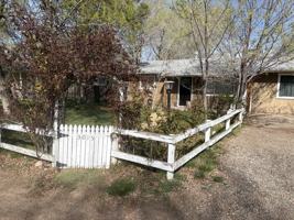 featured image of 3015 N Meadow Ln #1