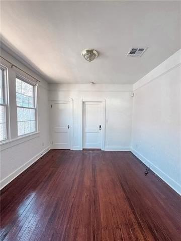 1221 Poland Ave - Photo 5 of 11