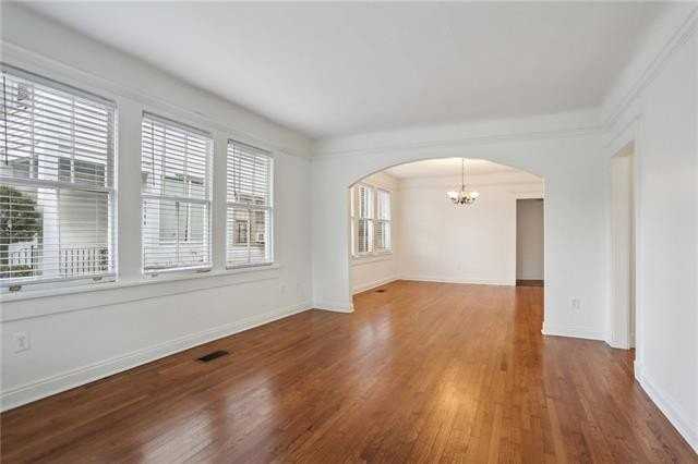 5508 S Claiborne Ave - Photo 2 of 16