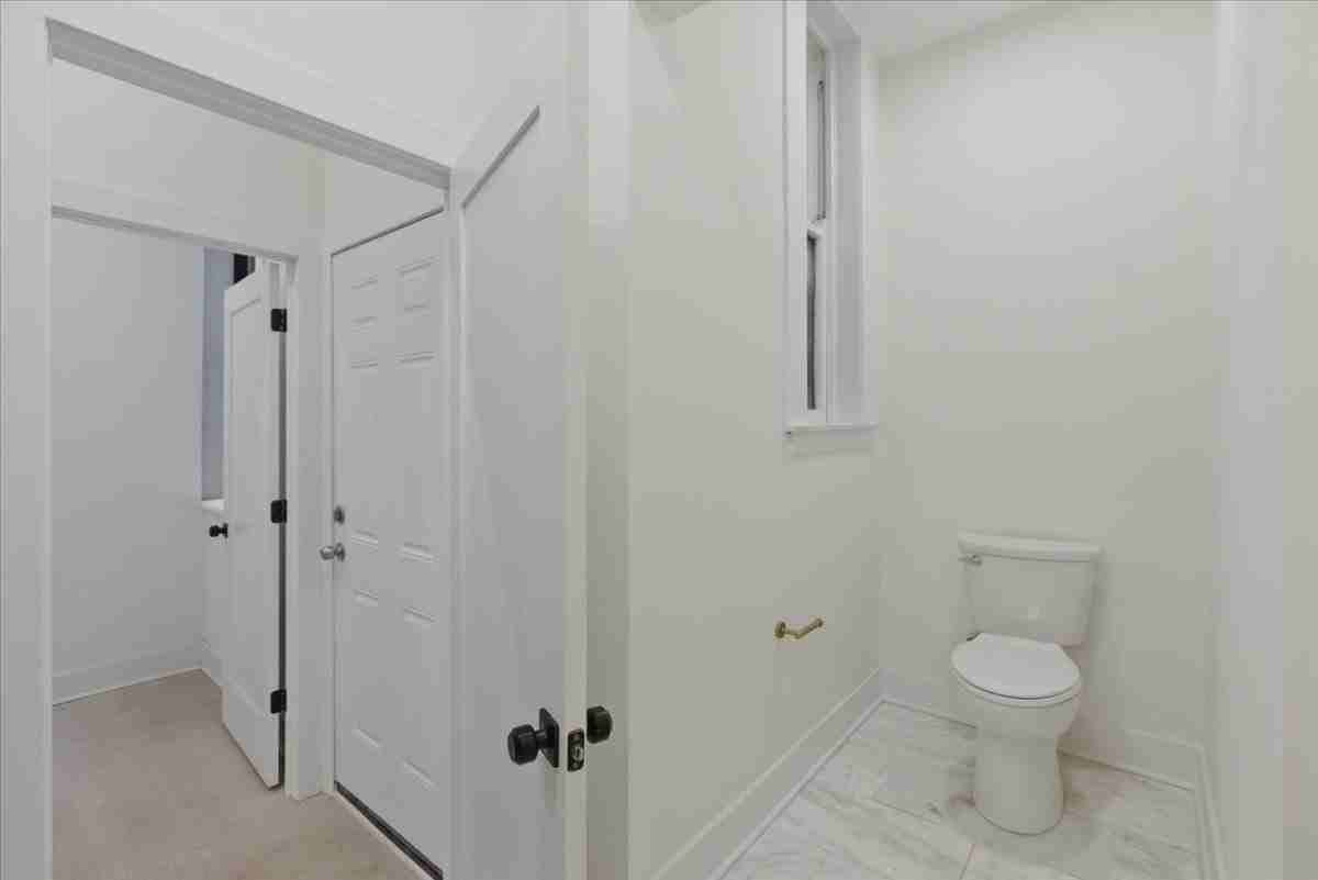 2234 W Irving Park Rd #1 - Photo 7 of 8