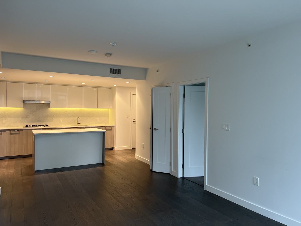 8199 Capstan Way #609 - Photo 5 of 14