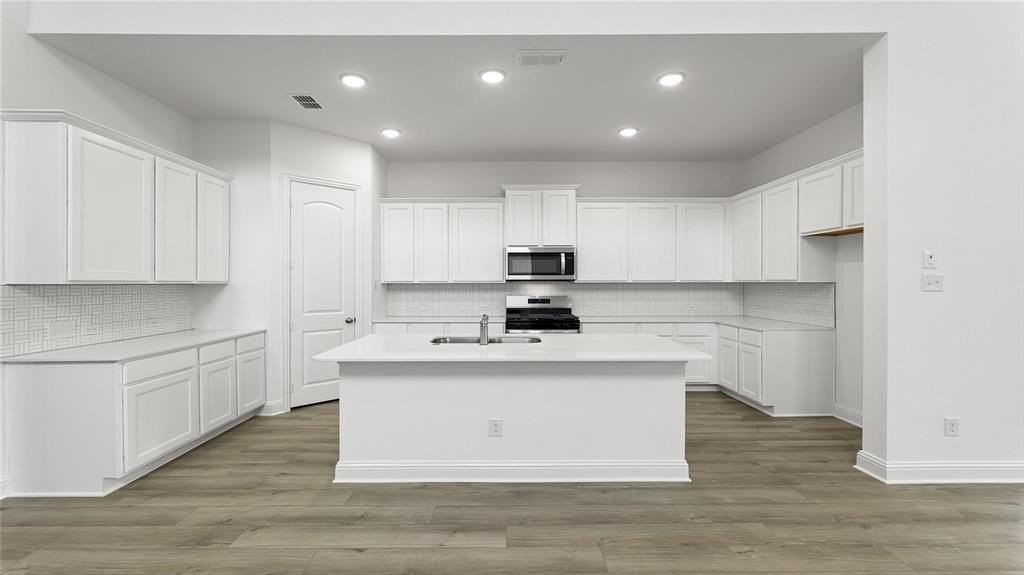 3809 Paradise Way - Photo 4 of 16