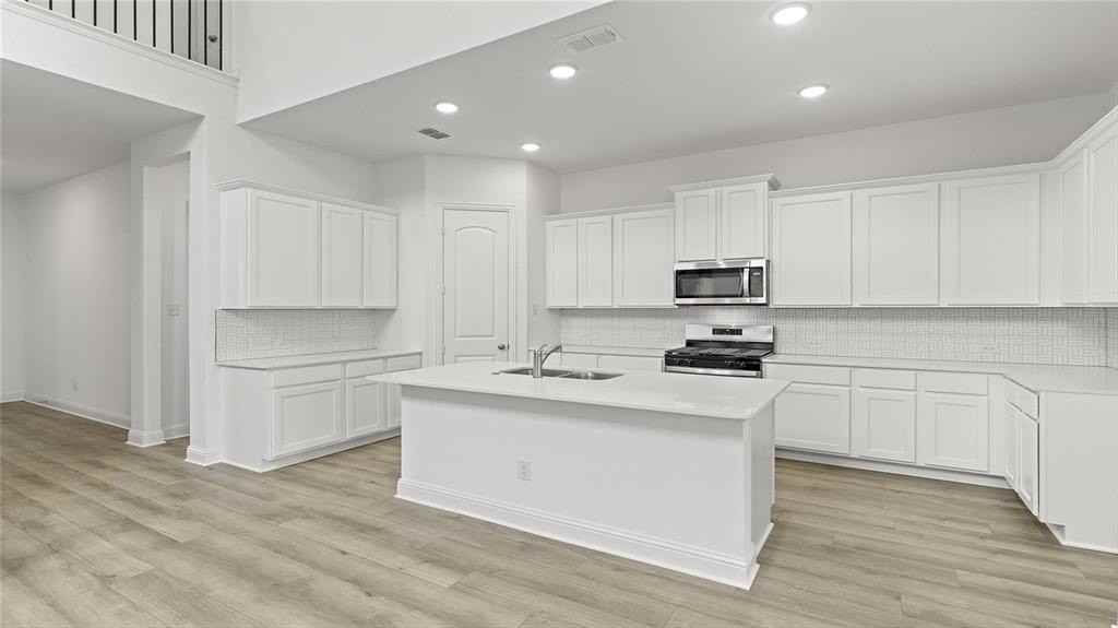 3809 Paradise Way - Photo 5 of 16