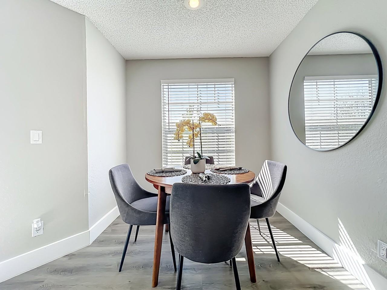 Westwood Blvd #934 - Photo 5 of 8