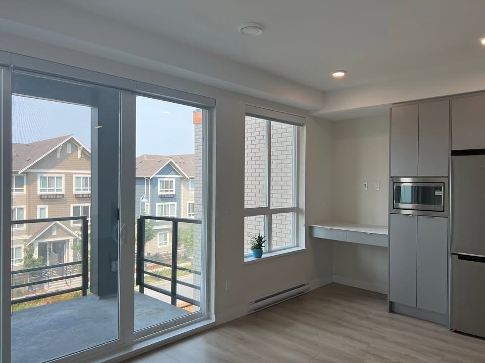 23108 1792 Starling Dr #311 - Photo 3 of 11