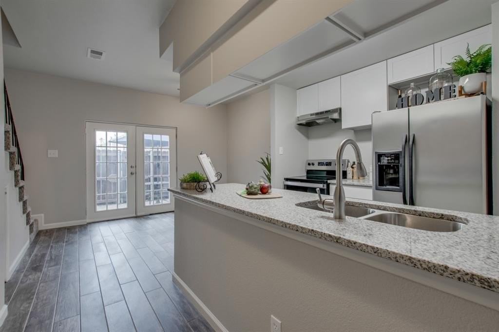 224 Samuel Blvd #5 - Photo 6 of 32